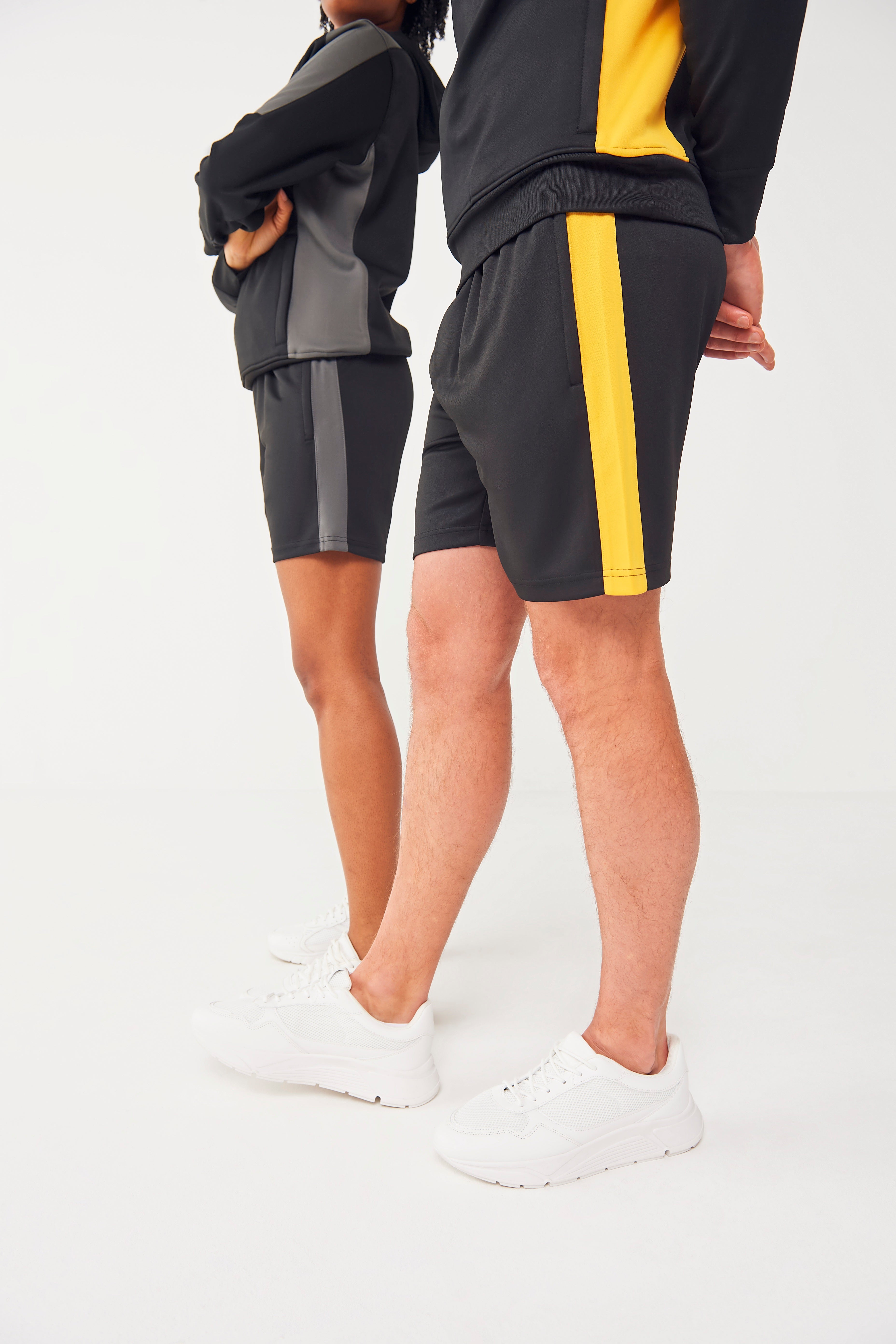 Kurze Hose mit Taschen